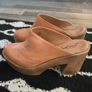 Free People Suki Clog